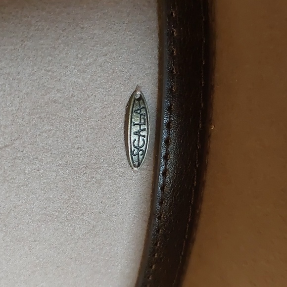 100% wool soft Cowboy Hat - NWOT main image 2